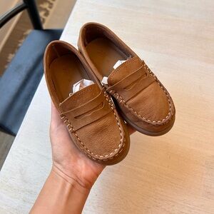 Zara boys loafers pre owned used once. Size 25 equivalent to 8.5C US size.